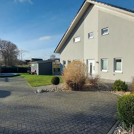 Ferienhaus Seeschwalbe フェーマルン エクステリア 写真
